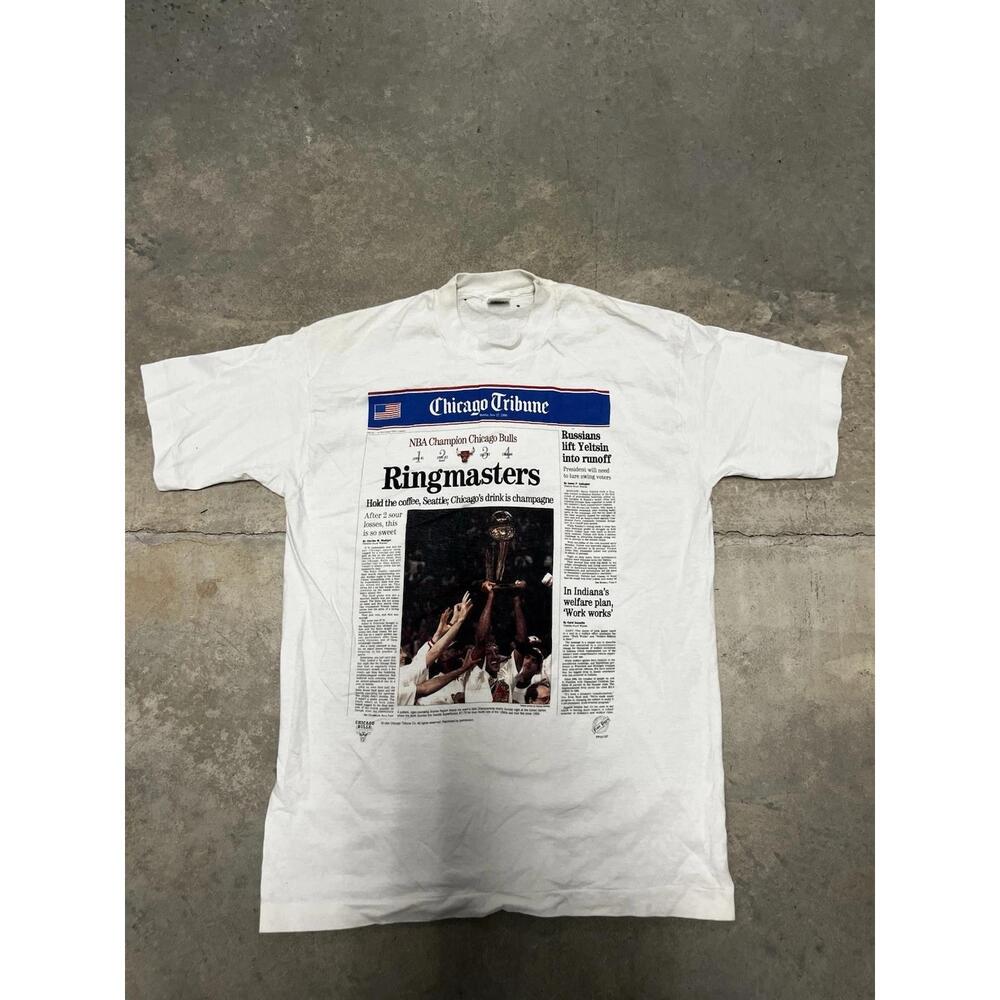 1996 Chicago Bulls Champion Ringmasters spaper T-Shirt L